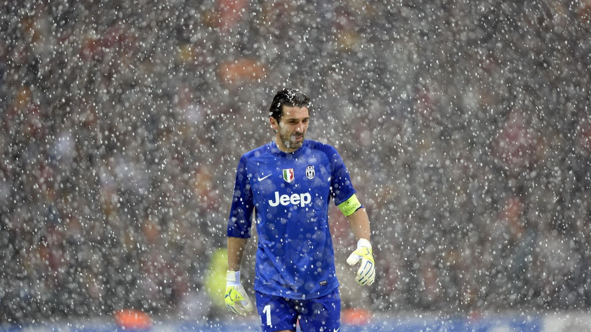 足球校园社团在初中阶段全面推广，校园足球社团活动方案